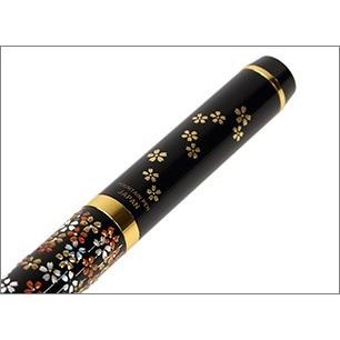 Yamanaka Lacquer Ware High Grade MAKI-E Urushi Lacquer Fountain Pen - Cherry Blossom -