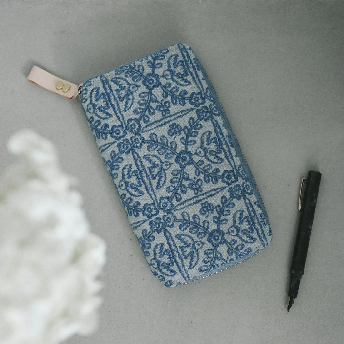 minä perhonen: felice (Blue)  [Hobonichi Weeks Cover] (Cover Only)