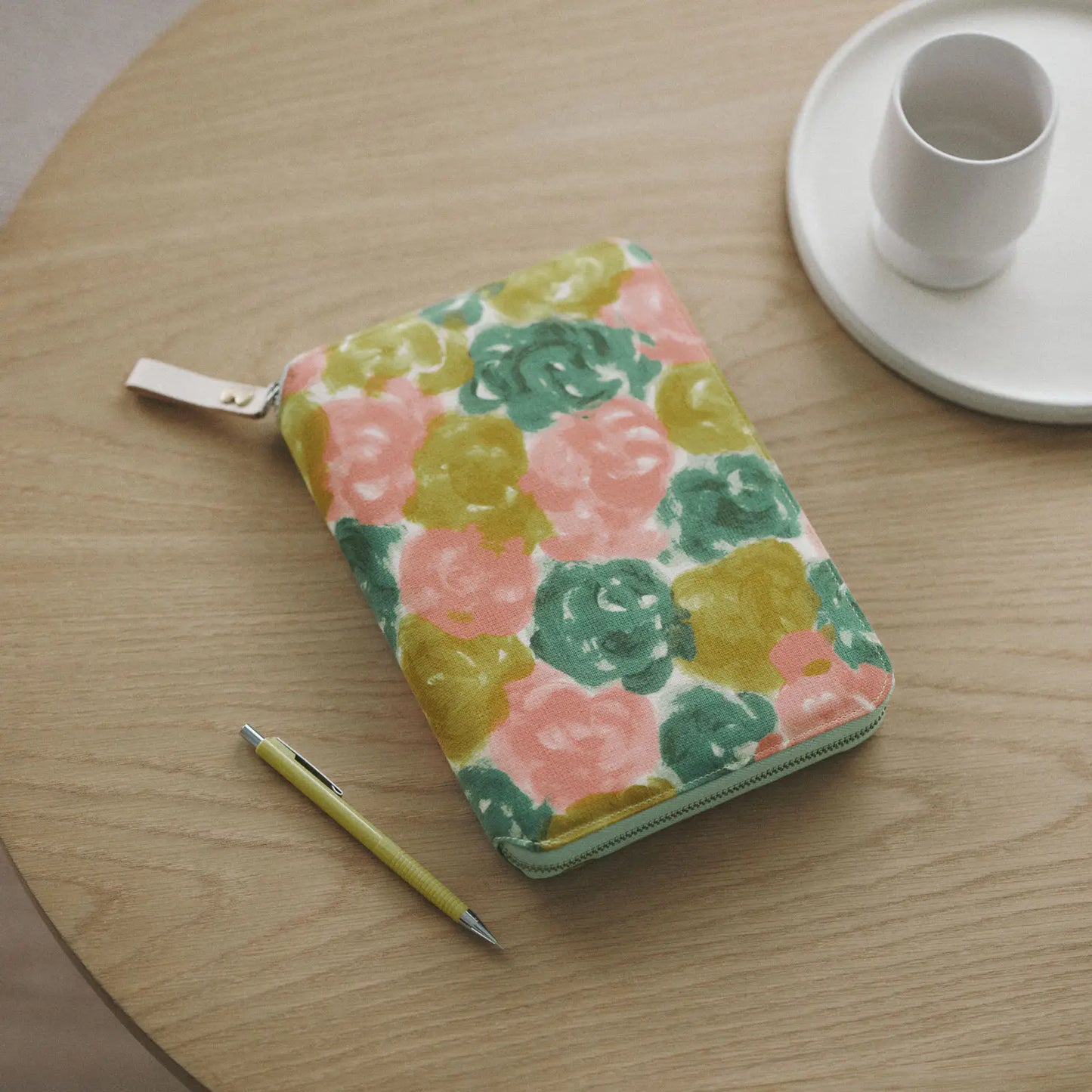 minä perhonen: glass flower (Pink Mix)  [Hobonichi Cousin (A5) Techo Cover] (Cover Only)