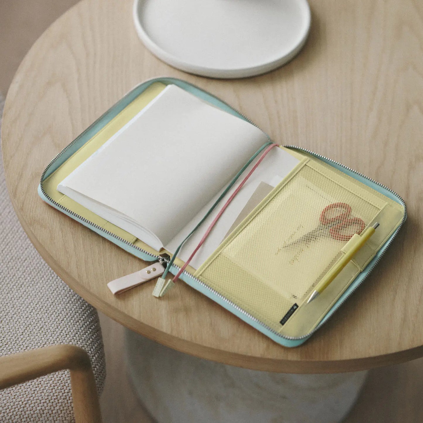 minä perhonen: glass flower (Pink Mix)  [Hobonichi Cousin (A5) Techo Cover] (Cover Only)