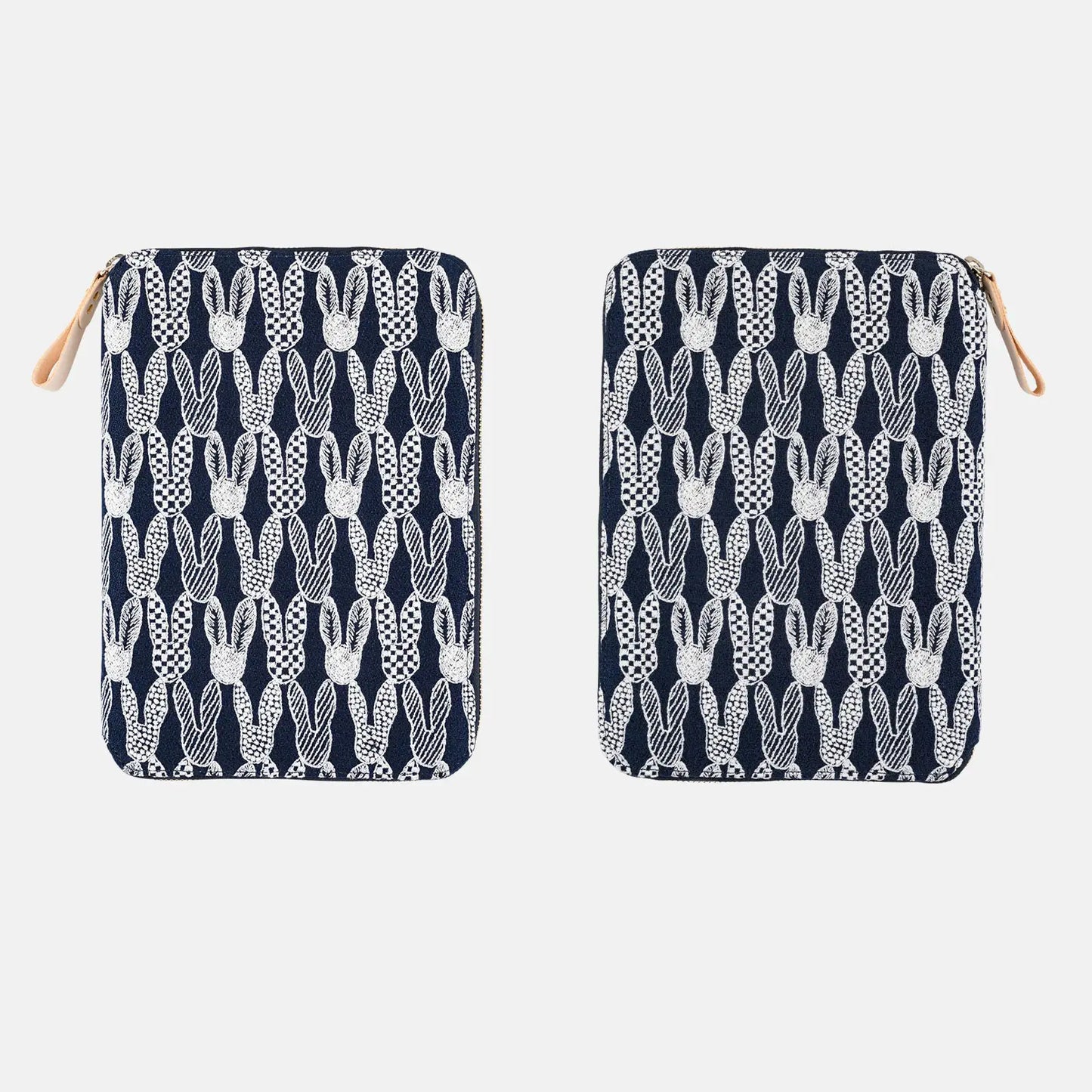 minä perhonen: pomppia (Navy) [Hobonichi Cousin (A5) Techo Cover] (Cover Only)