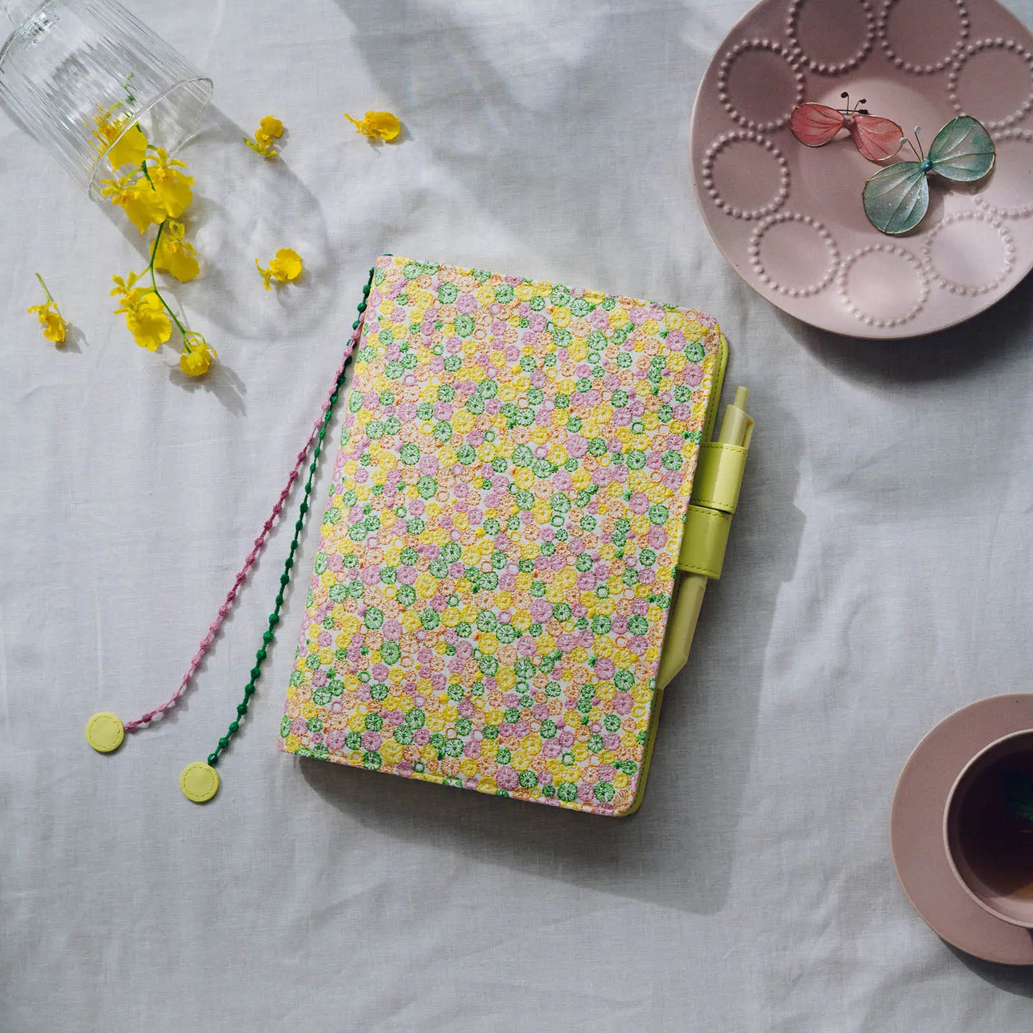 minä perhonen: skyful (Yellow) [Hobonichi Cousin (A5) Techo Cover] (Cover Only)